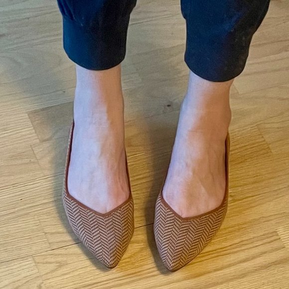 Camel Herringbone Merino Point BNIB (Retired) - Picture 8 of 9